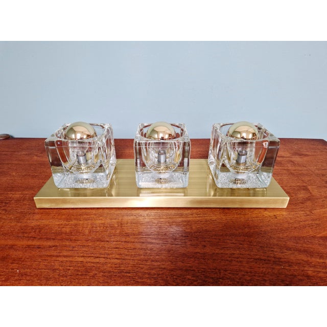 1970s Ice Cube Triple Wall Light in Brass and Glass from Peill & Putzler, 1970s For Sale - Image 5 of 18