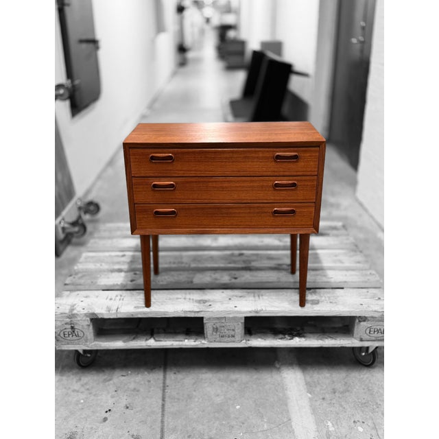Mid-Century Modern Small Chest of Drawers by Arne Vodder, Denmark, 1960s For Sale - Image 3 of 10