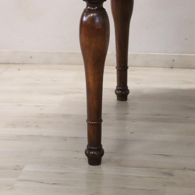 Wood Antique Oval Table in Walnut, 1800s For Sale - Image 7 of 11