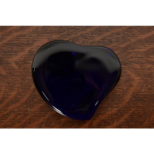 Glass Elsa Peretti for Tiffany & Co. Cobalt Blue Murano Glass Heart Shaped Paperweight For Sale - Image 7 of 10