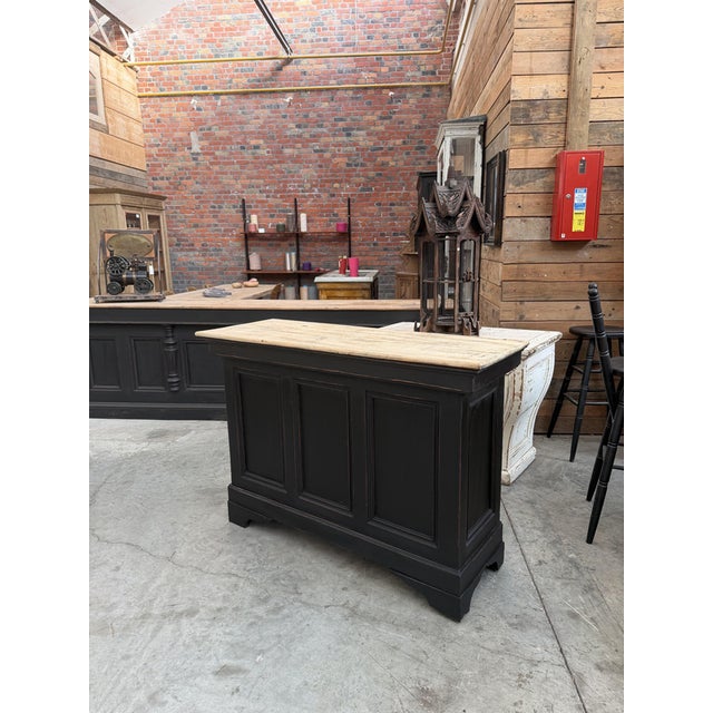 Early 20th Century Store Counter For Sale - Image 3 of 13