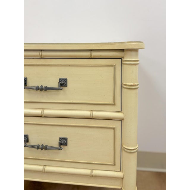 Wood Vintage Henry Link Bali Hai Coastal Hollywood Regency Cream Nightstands, 2 Pieces, Attributed For Sale - Image 7 of 13