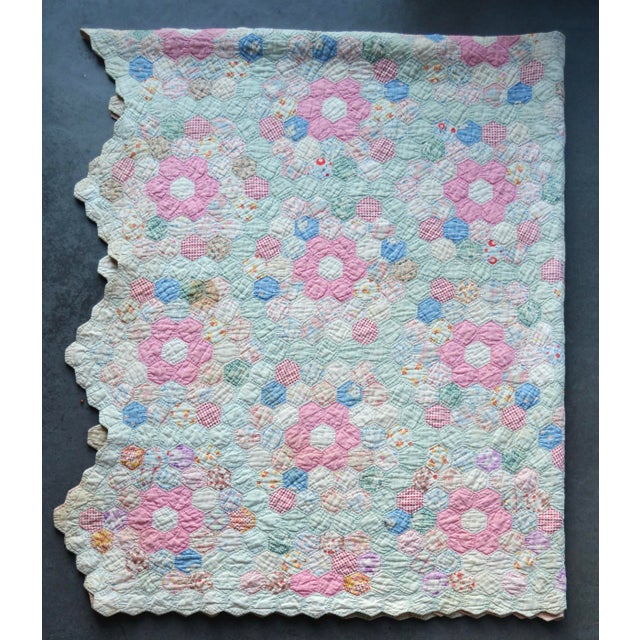 Early 20th Century Grandmother’s Flower Garden Quilt For Sale - Image 4 of 13