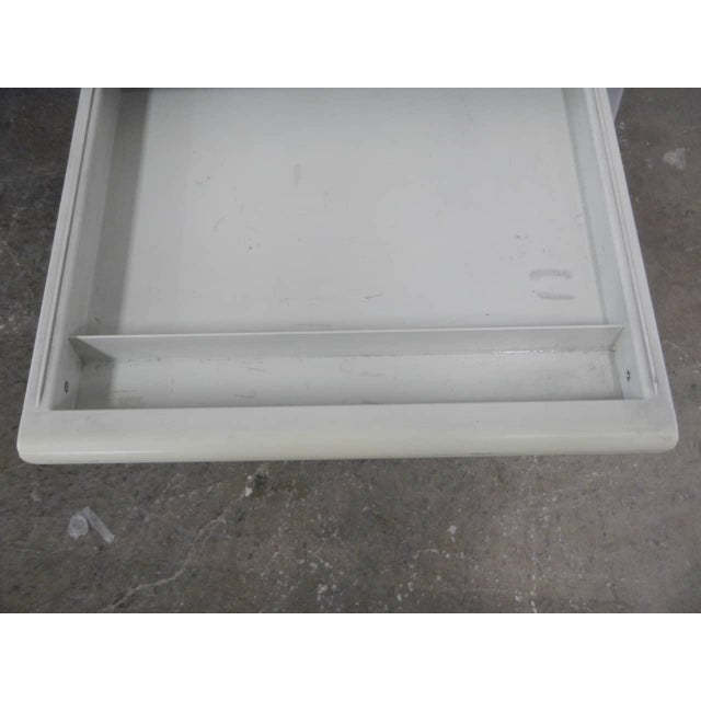 American Desk in Iron and Plastic For Sale - Image 4 of 13