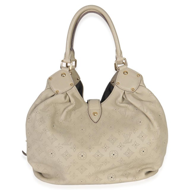 Louis Vuitton Beige Monogram Mahina L Hobo For Sale - Image 4 of 9