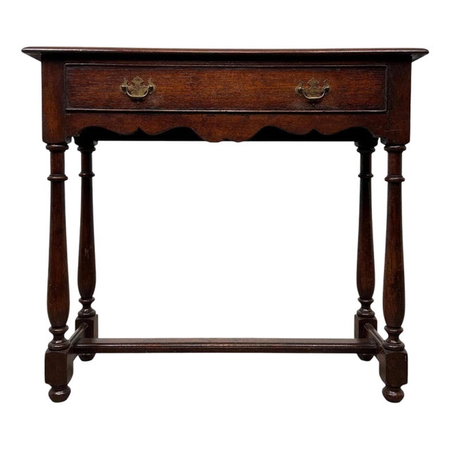20th Century Traditional Oak Side Table For Sale