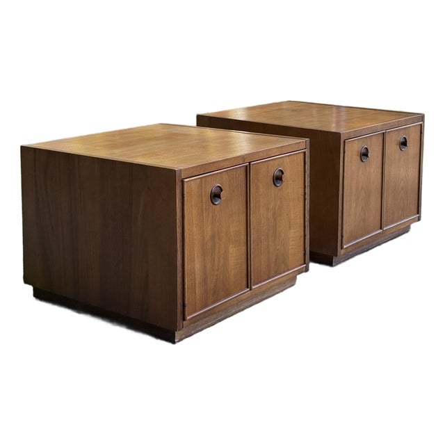 Mid Century Modern Vintage Walnut Nightstands -End Tables, 2 Pieces For Sale
