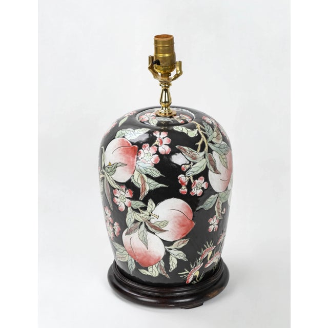 vintage Fruit peach pattern table lamp. Peach is one of the main decorative patterns on Chinese porcelain. Because Shoutao...