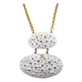 Vintage 1972 Signed Napier Modernist White Enamel Bumpy Oval Pendants Necklace For Sale