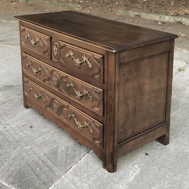 Early 19th Century Early 19th Century French Louis XIV Walnut Commode For Sale - Image 5 of 15