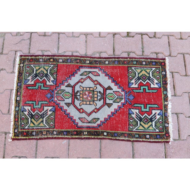 1950s Turkish Vintage Hand Knotted Geometric Doormat Rug For Sale - Image 4 of 13