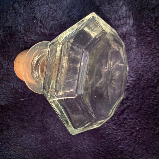 Anchor Hocking 1970s Mid-Century Modern Atomic Starburst Glass Decanter With Faceted Stopper - Transitional Metric Era For Sale - Image 4 of 16
