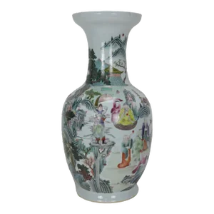 Chinese Porcelain Famille Rose Vase