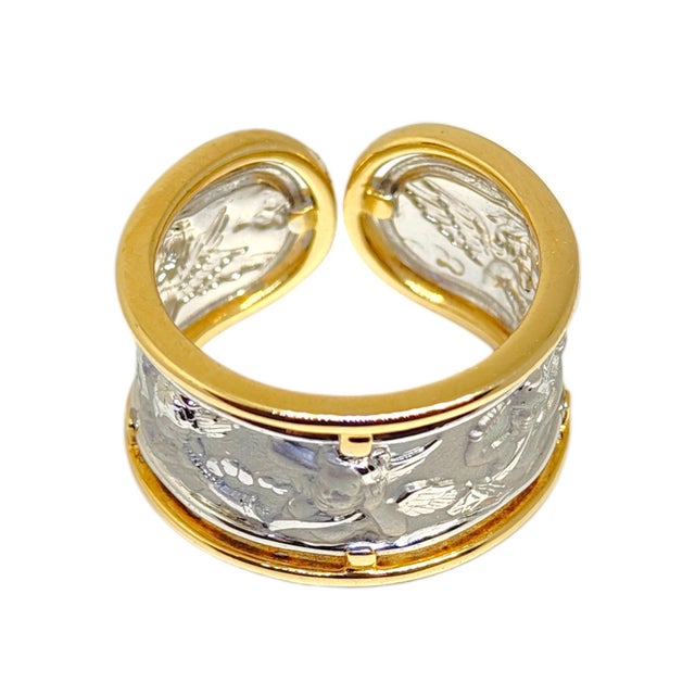 Gold Late 20th Century Carrera Y Carrera La Ronde Angels 18k Gold Band, Size 7 For Sale - Image 8 of 12