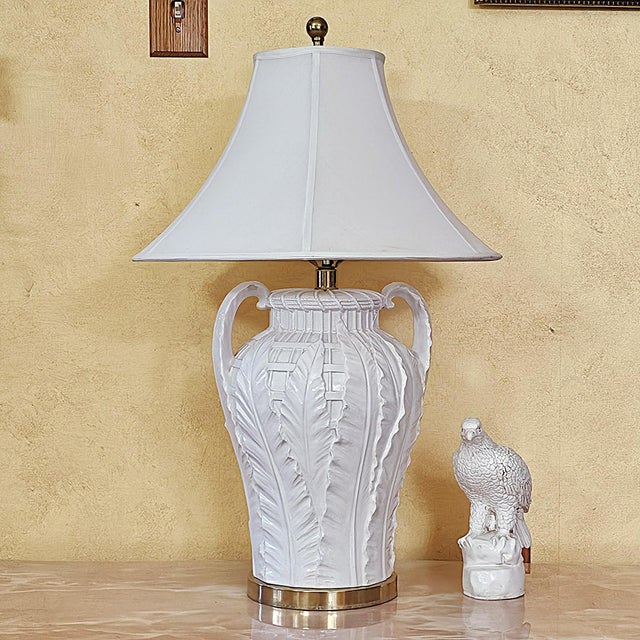 Vintage Paul Hanson Style White Ceramic Urn Table Lamp With Raised Botanical Relief Design For Sale - Image 13 of 18