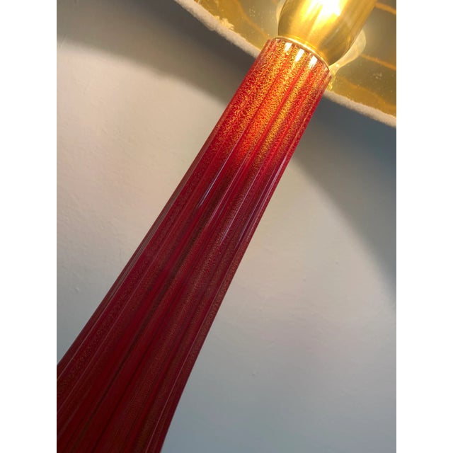 Lot of 2 Contemporary Gold and Red Murano Glass Table Lamp With Shade For Sale - Image 9 of 10