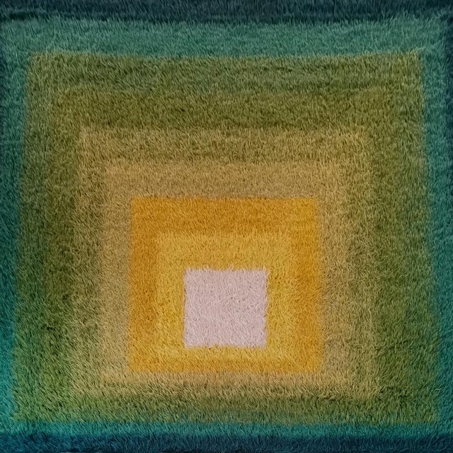 Mid-Century Modern Geometric Op-Art Homage to the Square Shag Rug, 1970s For Sale - Image 4 of 9
