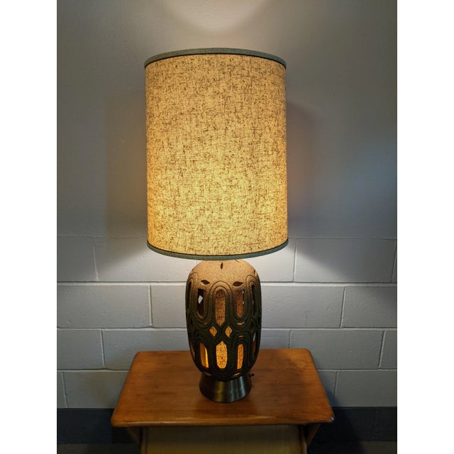 Mid-Century Modern 1970s Vintage Honi Chilo Large Table Lamp For Sale - Image 3 of 13