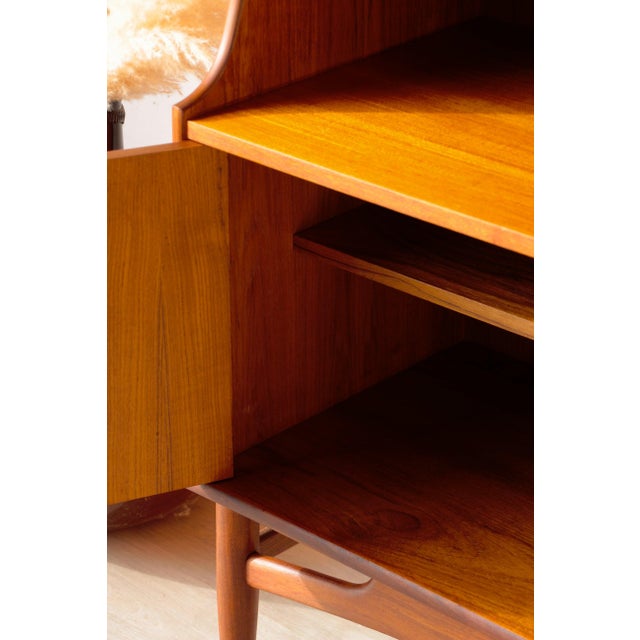 Vintage Teak High Sideboard from G-Plan, 1960s For Sale - Image 6 of 18