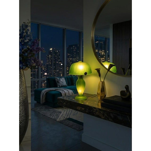 Contemporary 1920s Art Deco Daum Nancy Acid-Etched Cameo Glass Table Lamp 13.5"x8" For Sale - Image 3 of 15