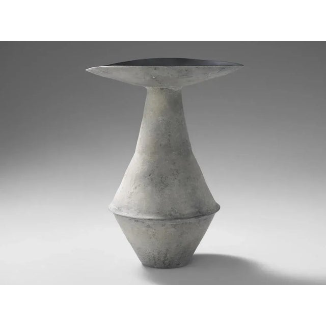 Unda vase by imperfettolab designer: verter turroni 2018 dimensions: d 40 x w 31 x h 52.5 cm materials: fibreglass vase in...