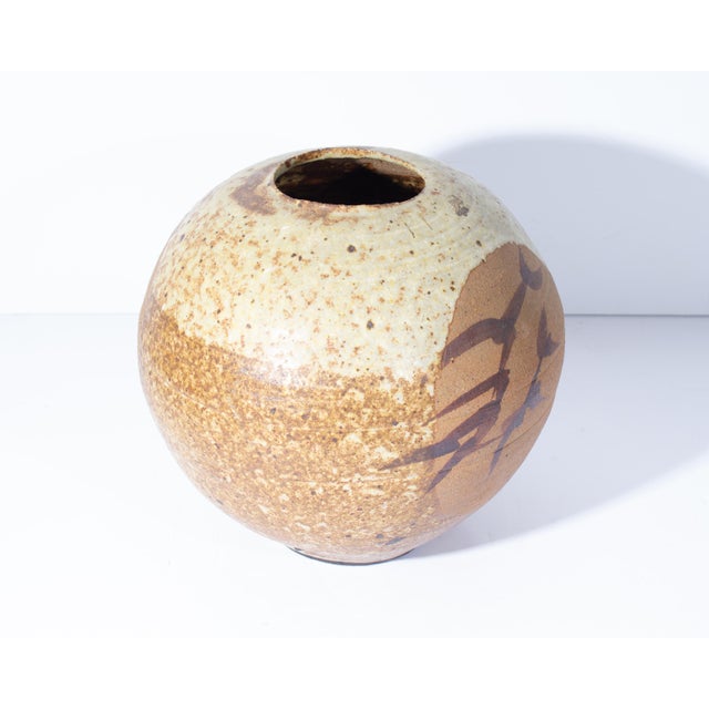 Late 20th Century Tariki Studio Pottery Vase by Jack O'Leary For Sale - Image 5 of 7
