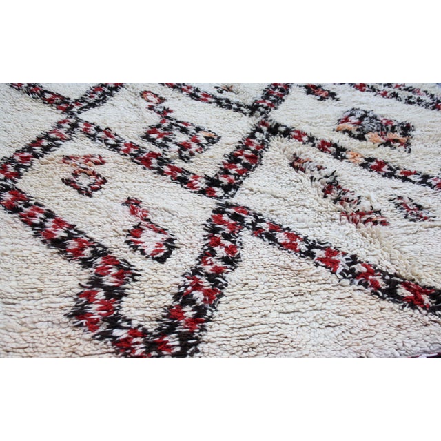 Mid 20th Century Mid 20th Century Vintage Moroccan Rug - 10' X 6'3'' For Sale - Image 5 of 6