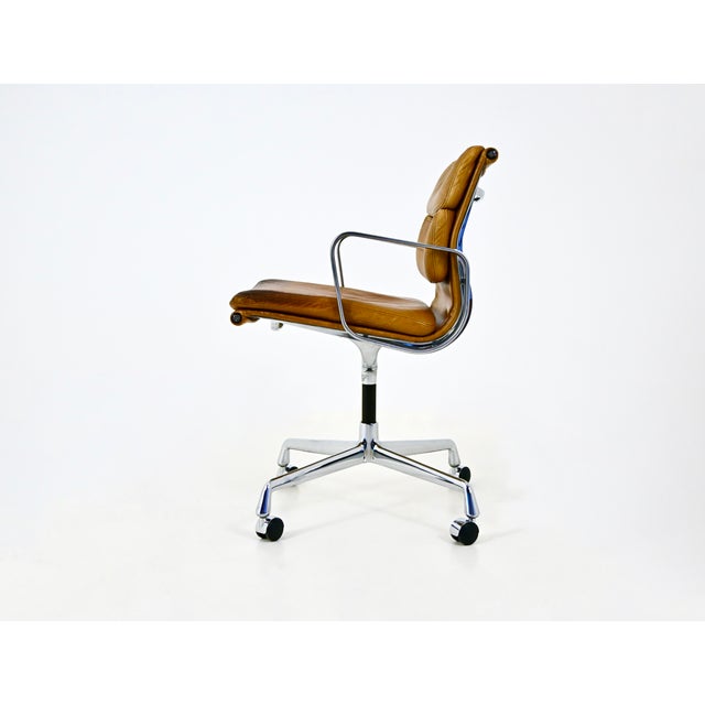 Leather Soft Pad Chair by Charles and Ray Eames for Herman Miller, 1970s For Sale - Image 6 of 11