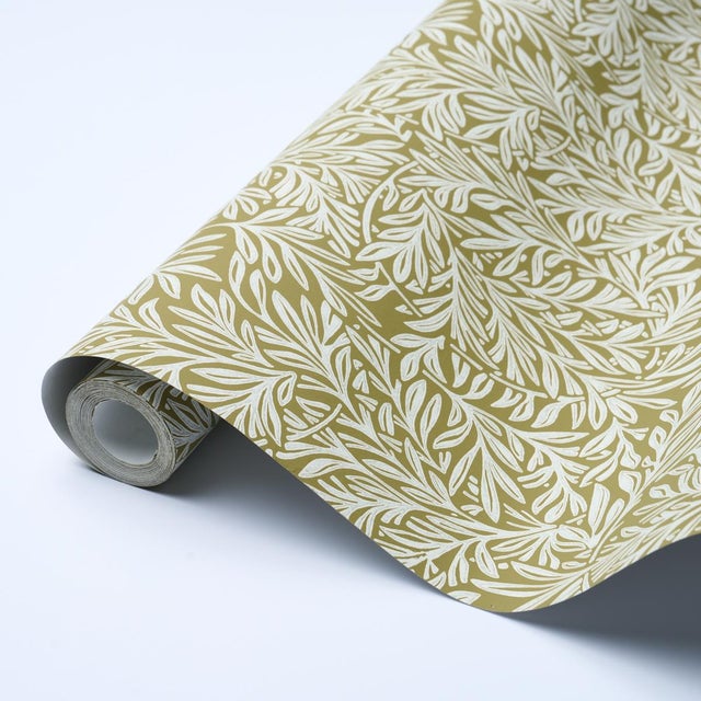 Schumacher SAMPLE - Schumacher Willow Leaf Wallpaper In Moss For Sale - Image 4 of 4