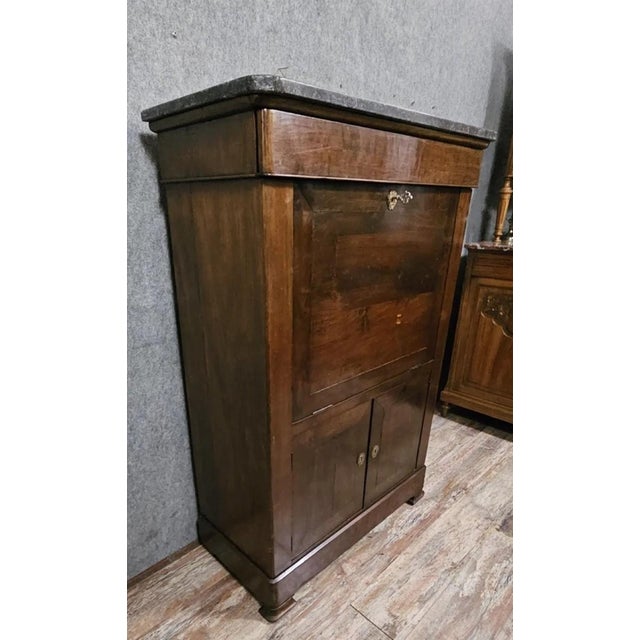 Restoration/Louis Philippe period secretary desk, 19th century, in mahogany, with clean and balanced lines. It features a...