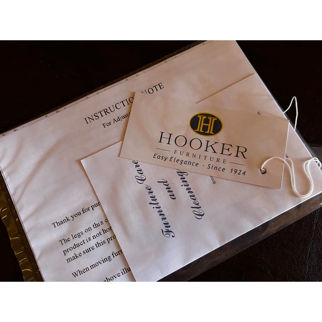 1990s Round Cherry Black Foyer Accent Table by Hooker Furniture Co. With Inlay and Protective Pad For Sale - Image 9 of 9