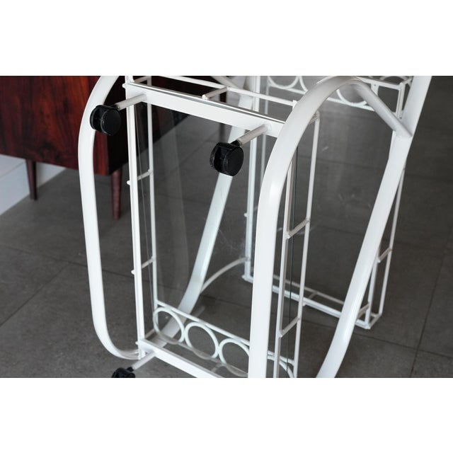 White 1980s Postmodern Aluminum Bar Cart by Woodard Restored W/ Original Glass, Attributed For Sale - Image 8 of 10