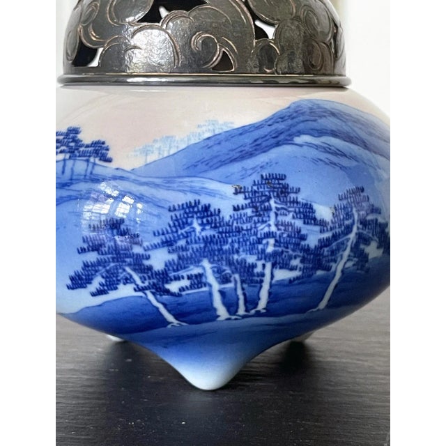 1900 - 1909 Early 20th Century Makuzu Kozan Japanese Meiji Period Glazed Ceramic and Silver Koro Incense Burner For Sale - Image 5 of 13