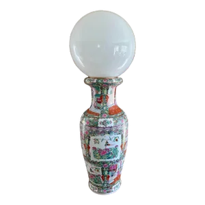 Antique Mid 19th Century Chinese Grand Palace Rose Medallion Porcelain Gilt Edge Globe Table Lamp