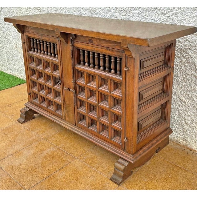 Spanish Renaissance Revival Carved Credenza, 20th Century For Sale - Image 4 of 9