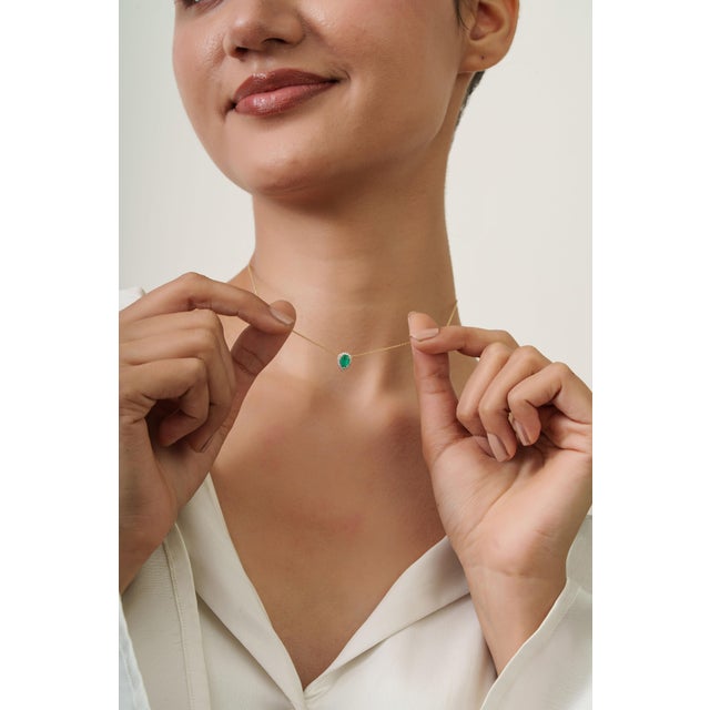Pear-Shaped Natural Emerald & Diamond Halo Pendant Necklace in 18k Yellow Gold For Sale - Image 12 of 16