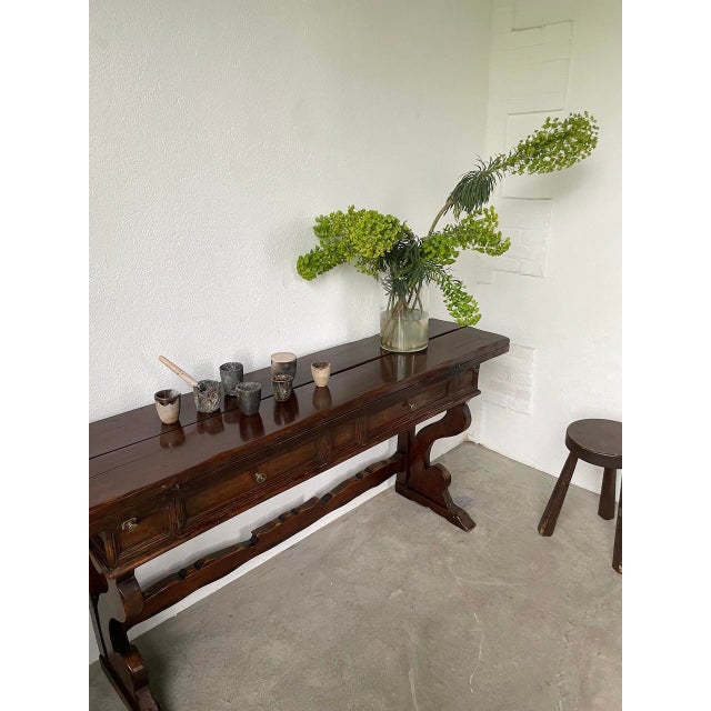 Old set of foundry crucibles for jewelers consisting of 7 different and unique pieces and a stick. we love the patina of...