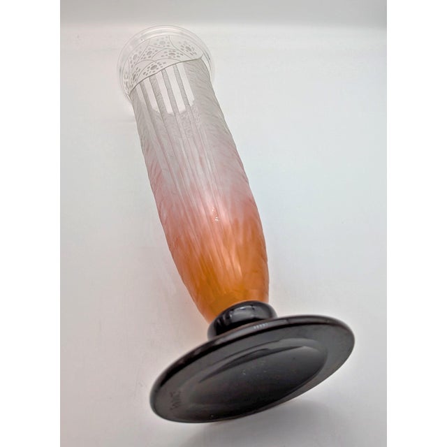 French Art Deco Fleurettes Vase in Glass by Charles Schneider, 1920s For Sale - Image 3 of 6