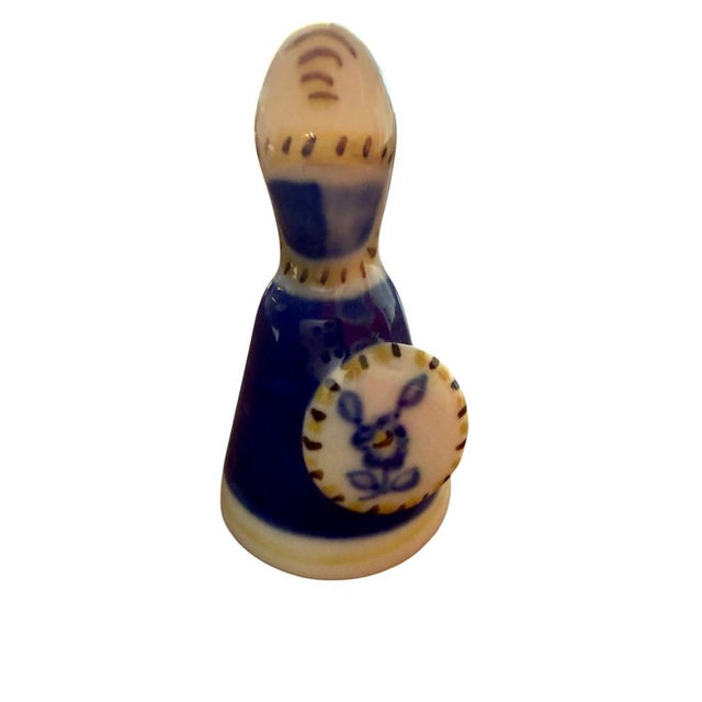 Vintage Viana Portuguese Porcelain Chess Set, 1970, Set of 33 For Sale - Image 9 of 18