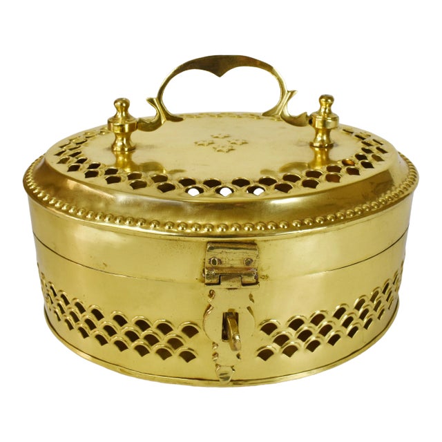 Early 20th Century Vintage Oval Brass Betle Nut Box Hinged Trinket Jewelry Box For Sale