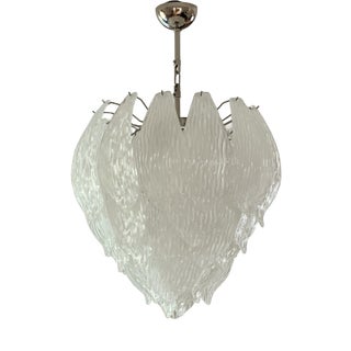 White Classic Murano Chandelier with Frosted Glass Prisms For Sale