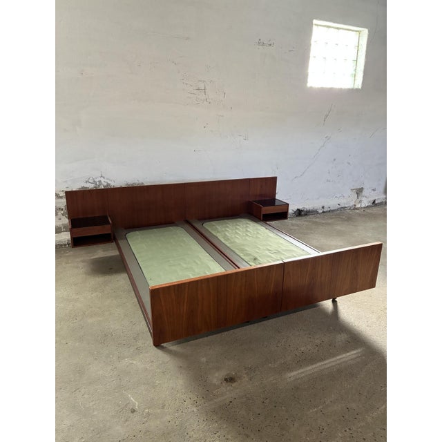 Teak Queensize Bed by Hans J Wegner from Getama, 1960s, Set of 2 For Sale - Image 3 of 13