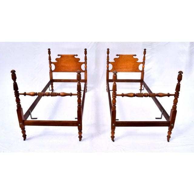 Traditional Antique American Federal Twin Beds, Circa 1910s For Sale - Image 3 of 13