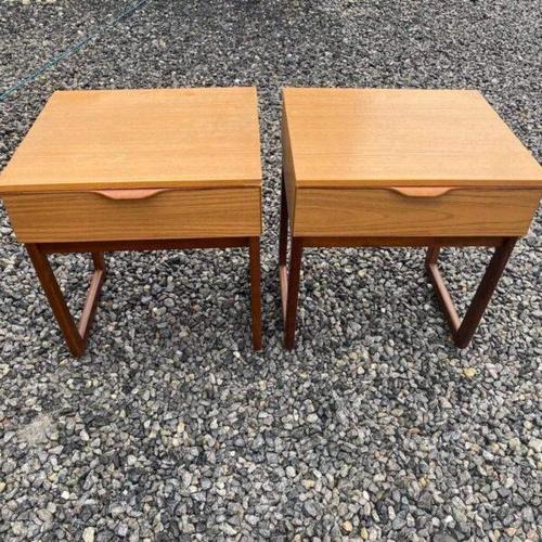 Vintage Danish Nightstands, Set of 2 For Sale - Image 4 of 4