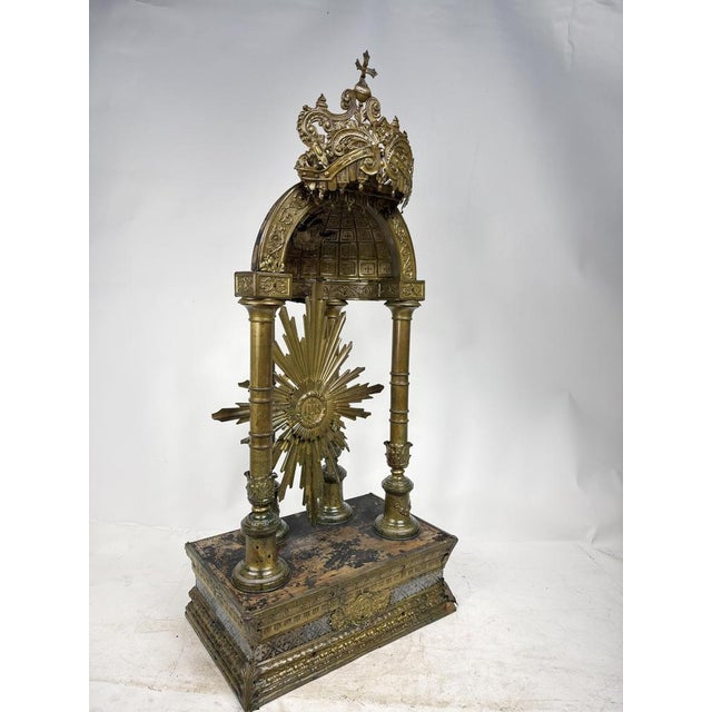Ancient and majestic 19th-century tabernacle, a cult antique and collectible. For true connoisseurs.