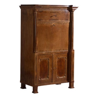 Antique Biedermeier Secretary Desk in Walnut Wood, Austria, 1840 For Sale