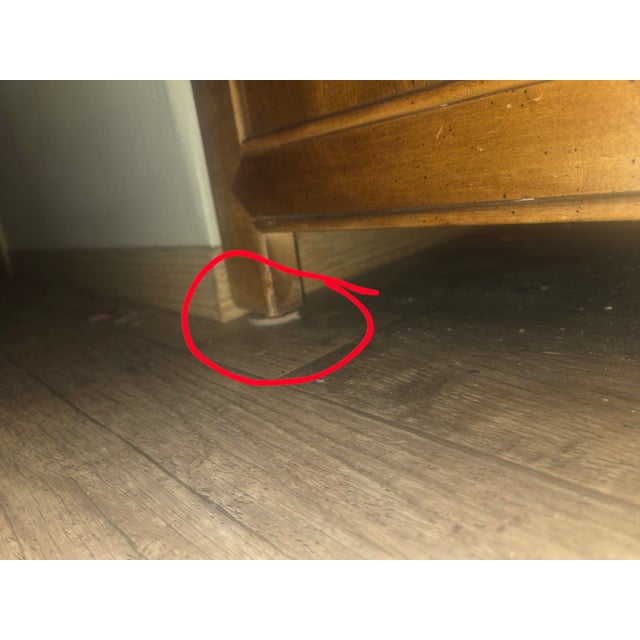 Chinoiserie 1970s Chin Hua 2 Drawer Night Stands Finished in Burl Wood Veneers For Sale - Image 3 of 13