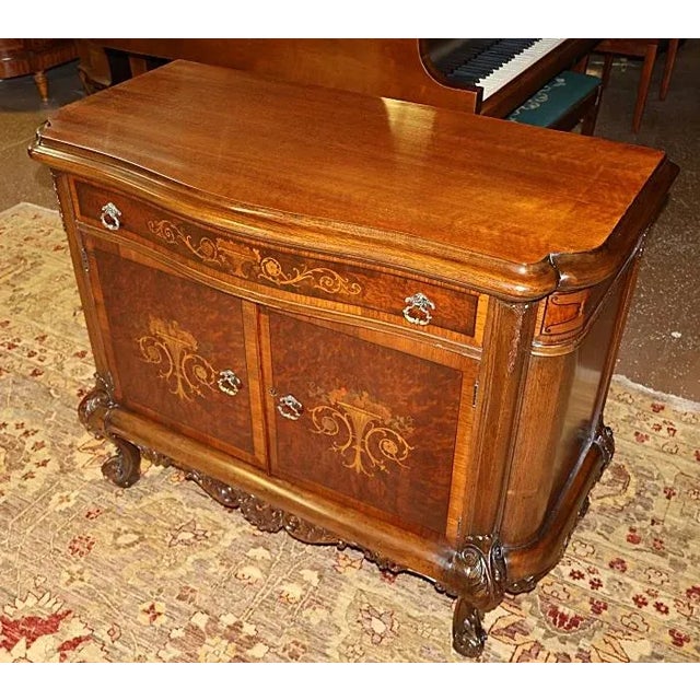 1920's French Louis XV Style Walnut Inlaid Commode Chest Server by Rockford For Sale In New York - Image 6 of 10