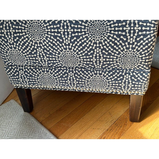 Early 21st Century Ethan Allen Vintage Square Geometric Sunburst Medallion Ottoman For Sale - Image 5 of 8