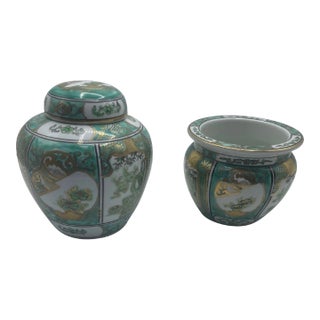 Vivid Emerald & Gold Imari Porcelain Set – Hand-Painted Japanese Vintage For Sale